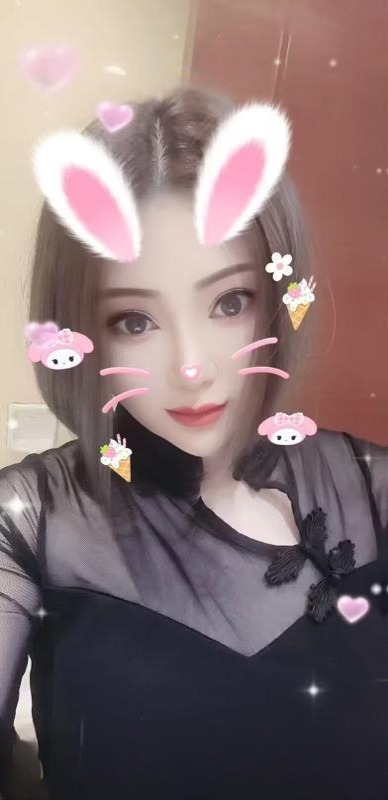 短发气质少妇梦梦