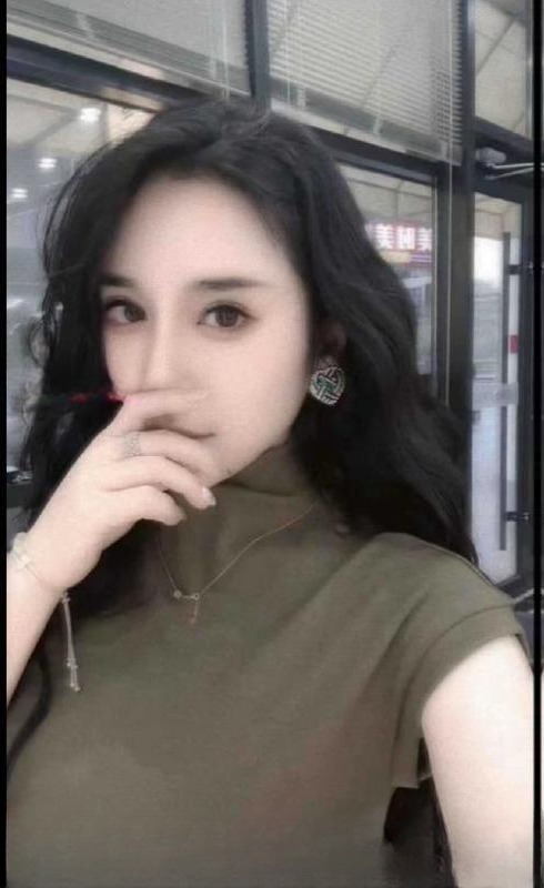 兼职美少妇
