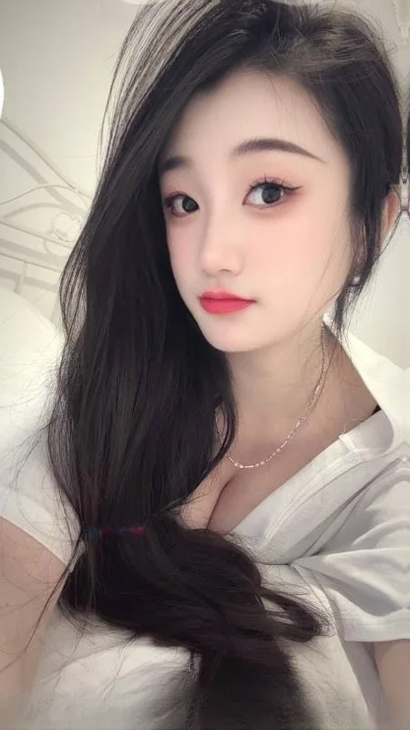 舌吻文静雯雯 图 2