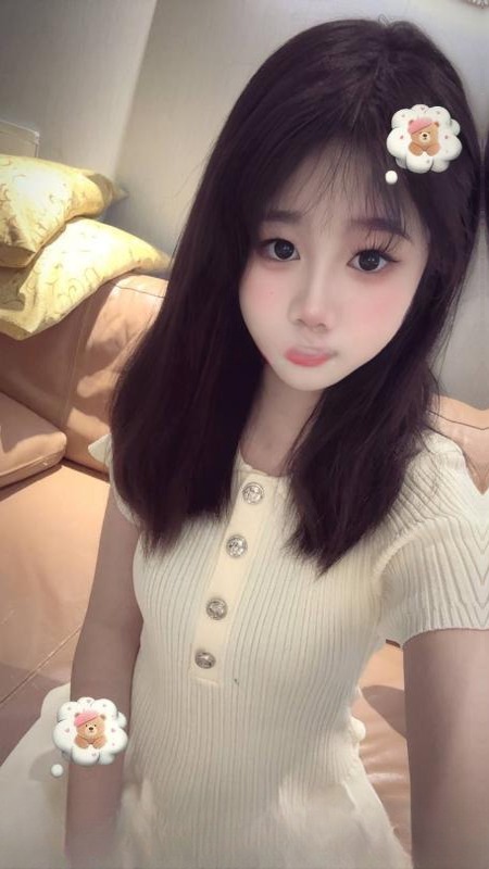 小店嫩妹甜甜