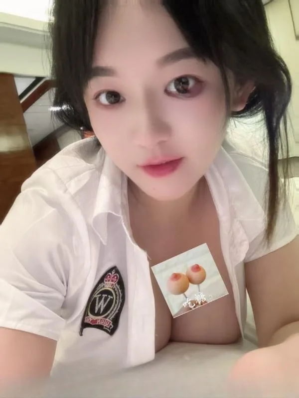 汉口大波翘臀梦梦