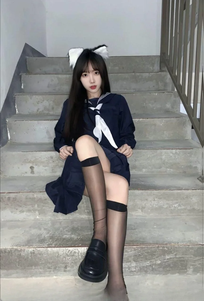 性感00后嫩妹