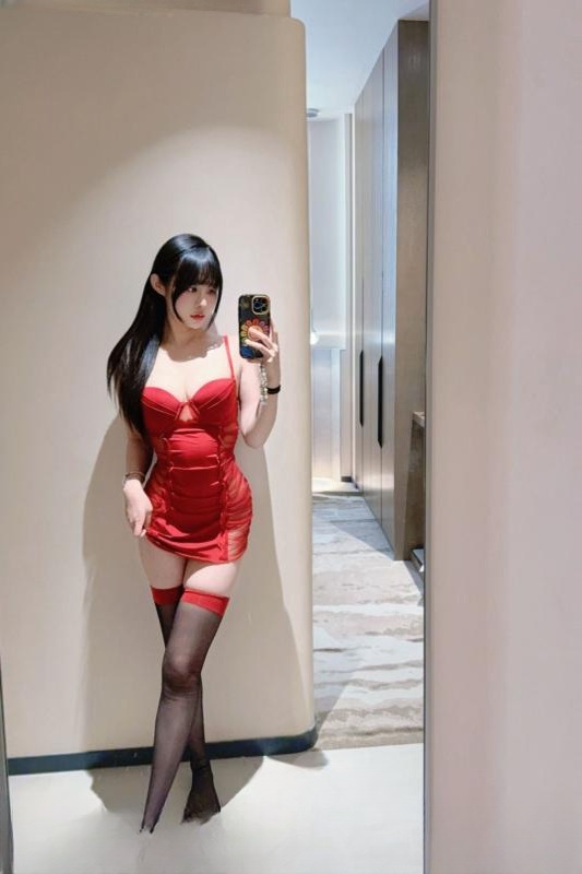 呼市长腿辣妹子团团 图 3