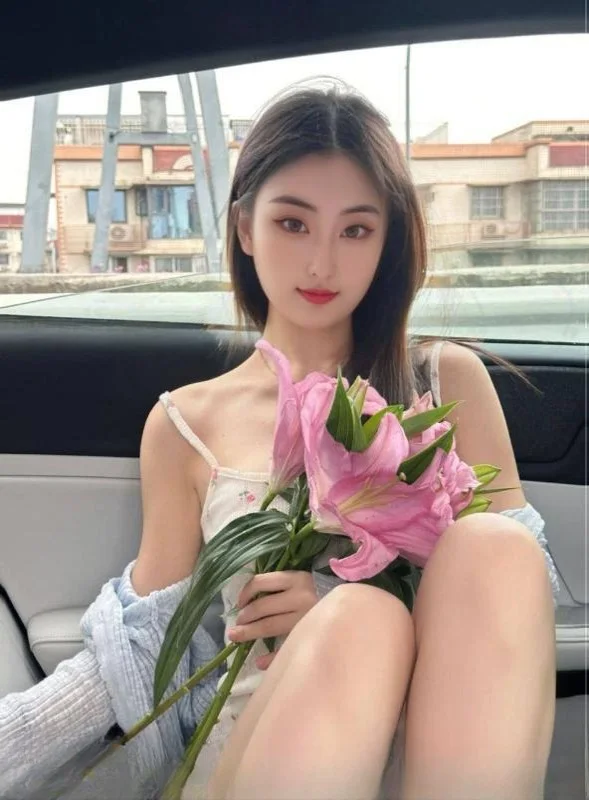 浦东苗条身材小玲玲 图 3
