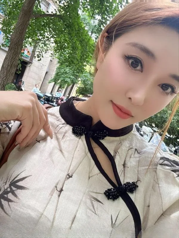 汉阳大长腿御姐 图 2