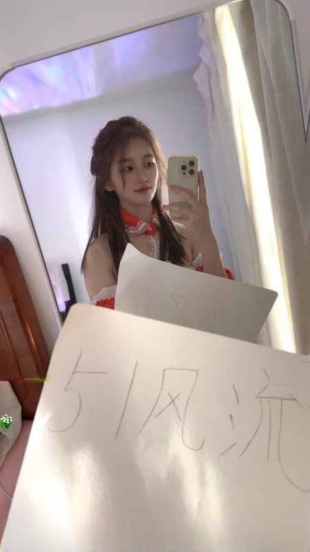 鼓楼身材小骚货 图 3