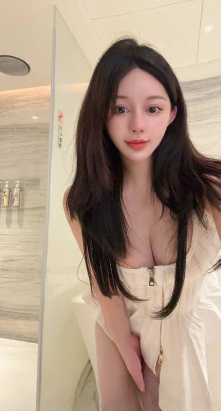 福田大胸瑜伽老师 图 2