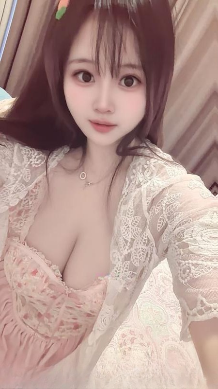 大奶水磨妹妹 图 2