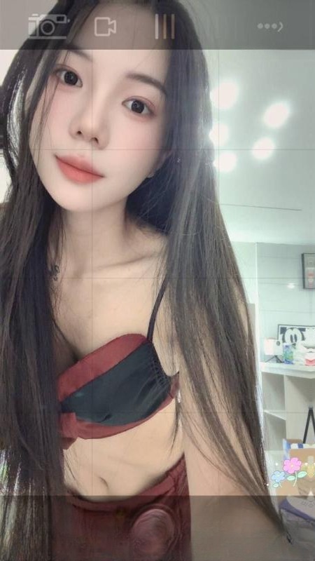 吴江彤彤