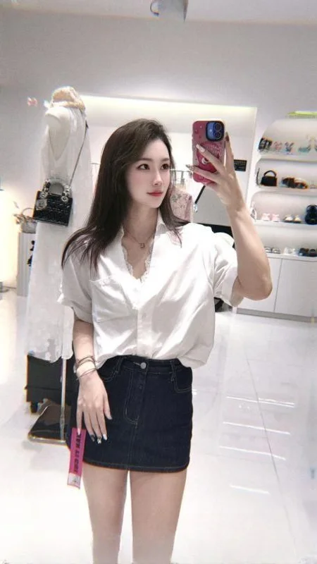后入波浪臀霜儿老师 图 2