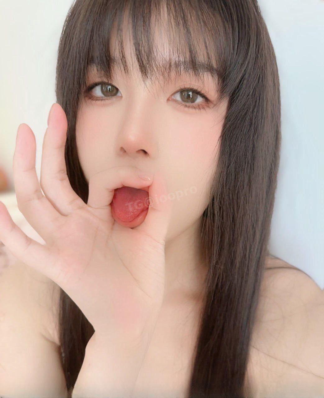 亮点紧逼小妹妹 图 3