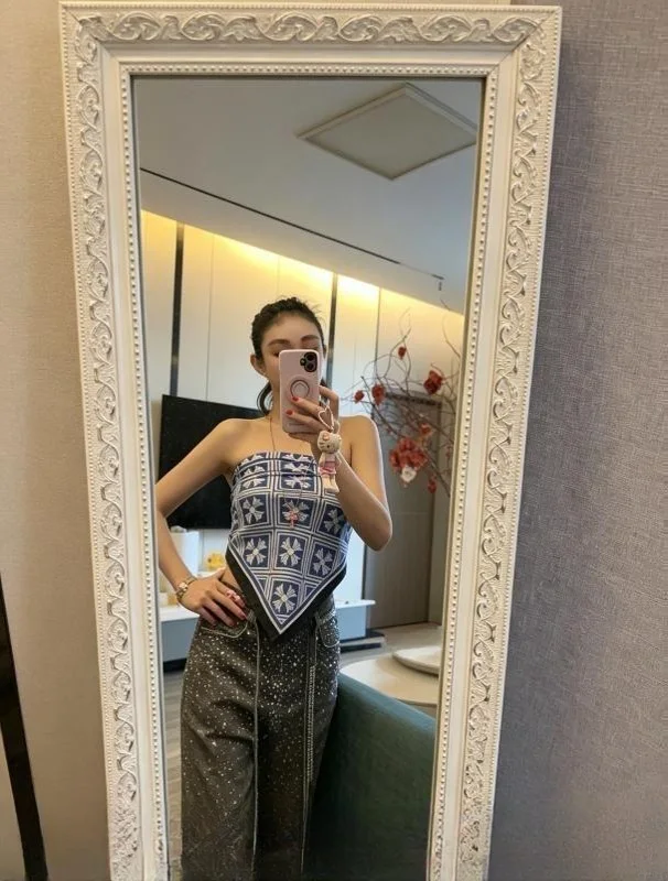兼职蜜桃臀小姐姐 图 3