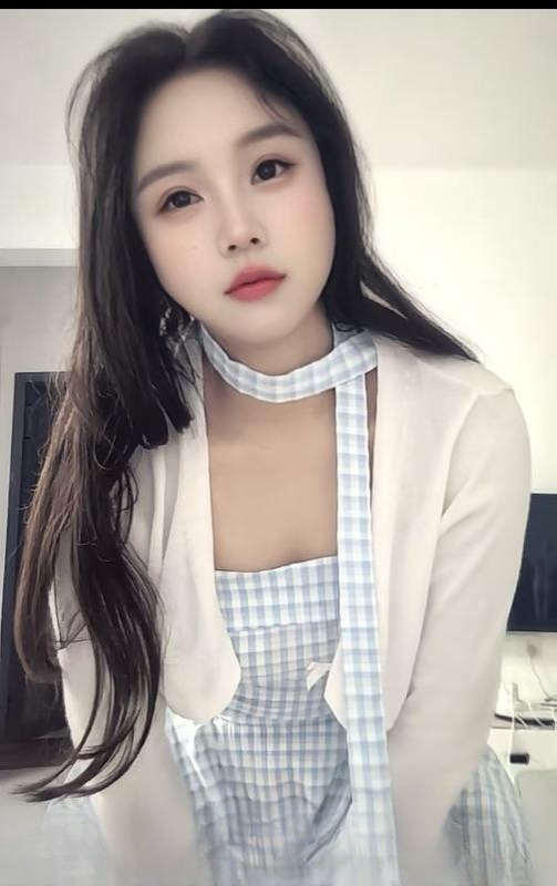 制服调情少妇在兼职 图 3