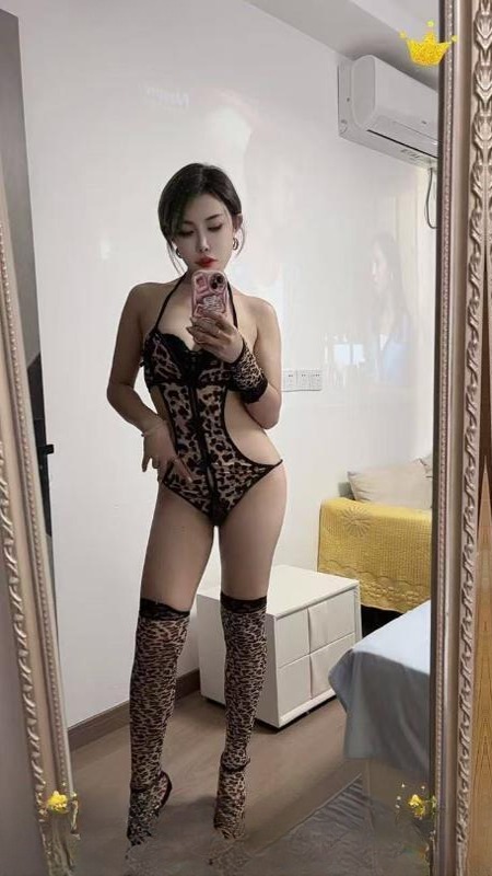 徐汇性感小骚货温迪 图 4
