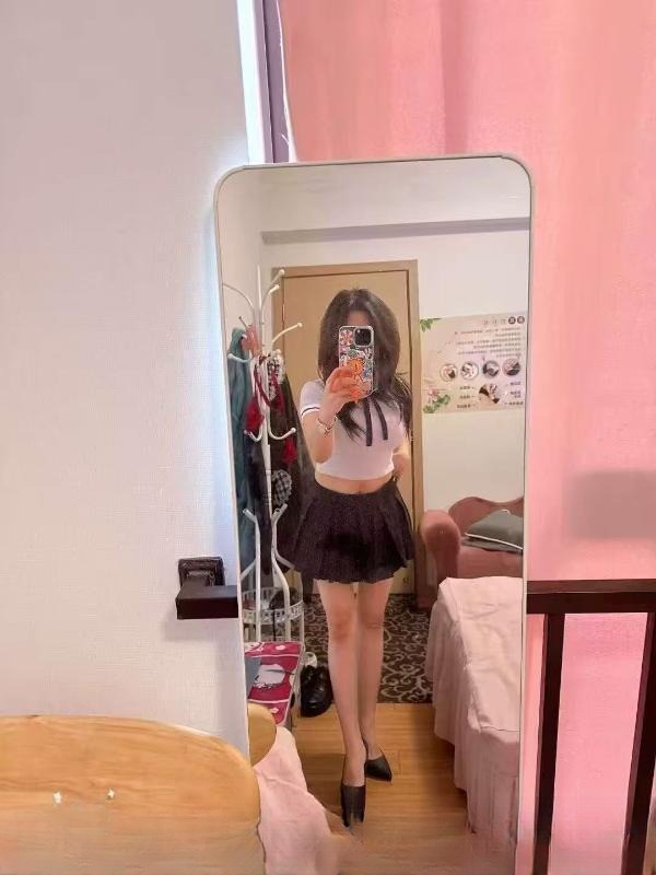 瑶海深喉小少妇