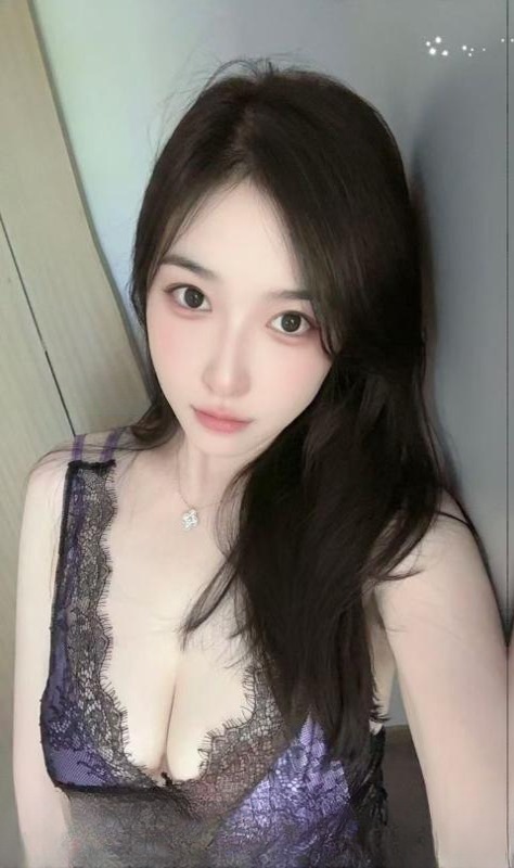小店性感御姐夏夏 图 4