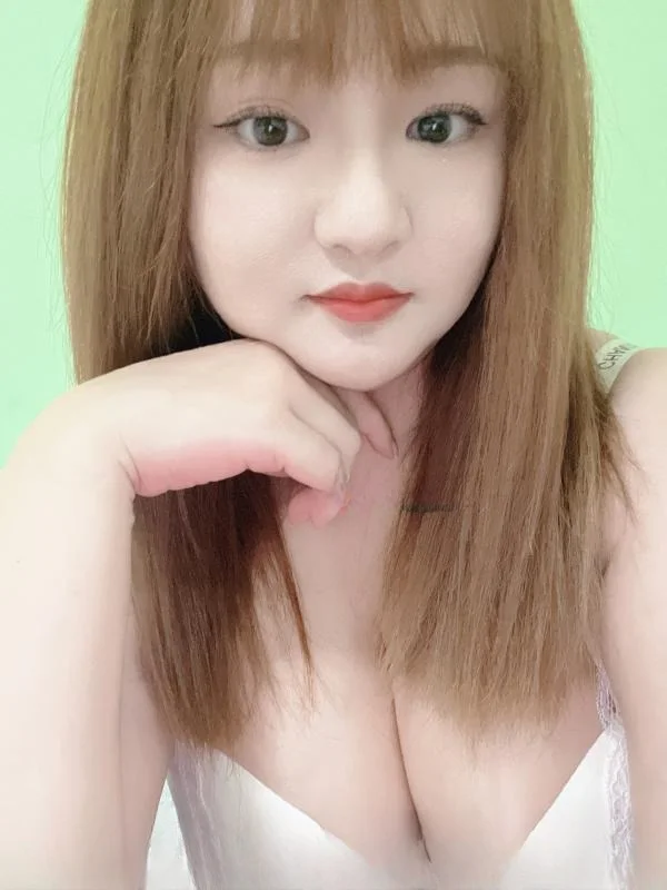 温柔毒龙女神 图 3