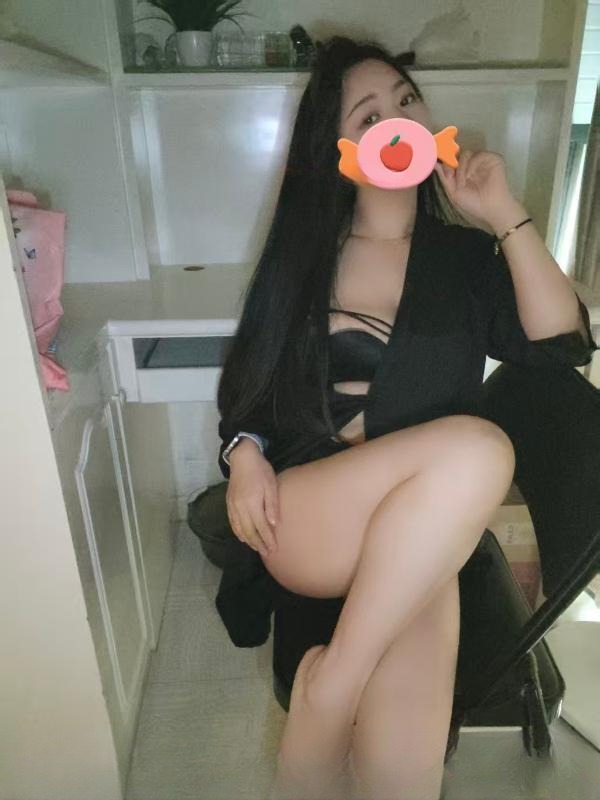 汉口性感舌吻小姐姐 图 2