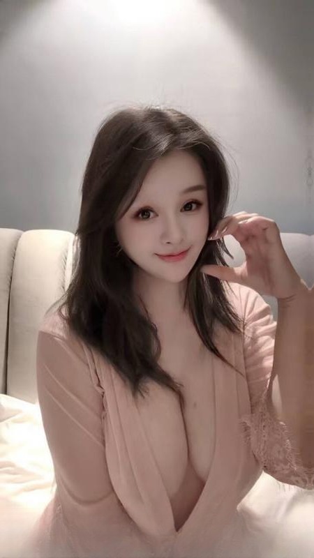 二刷武侯巨乳少妇伊娃 图 2