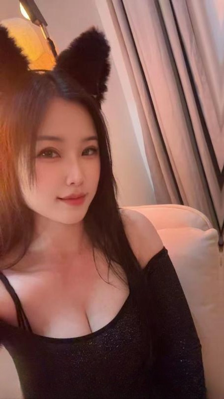 坂田大胸水多晚萤