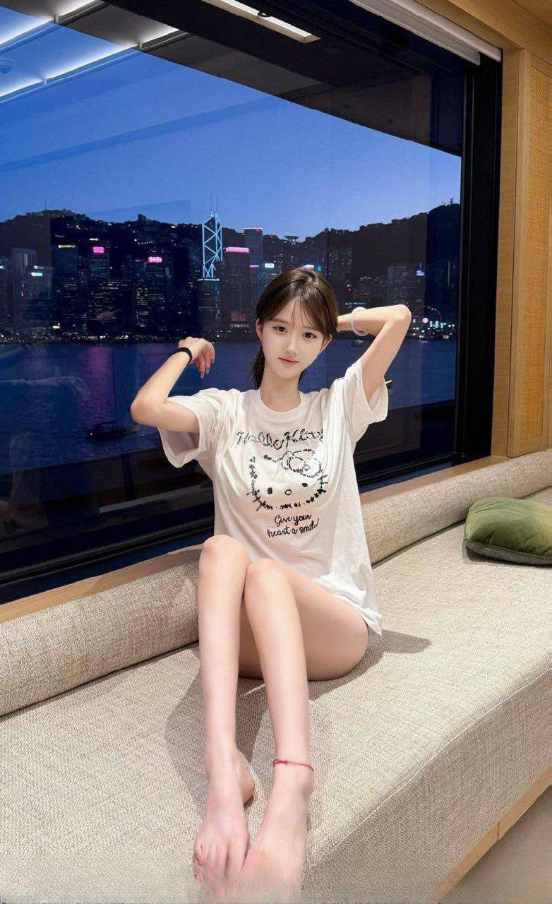 瑜伽小骚逼老师 图 2