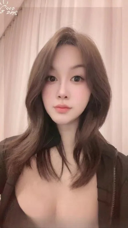 长腿大胸芊芊 图 3