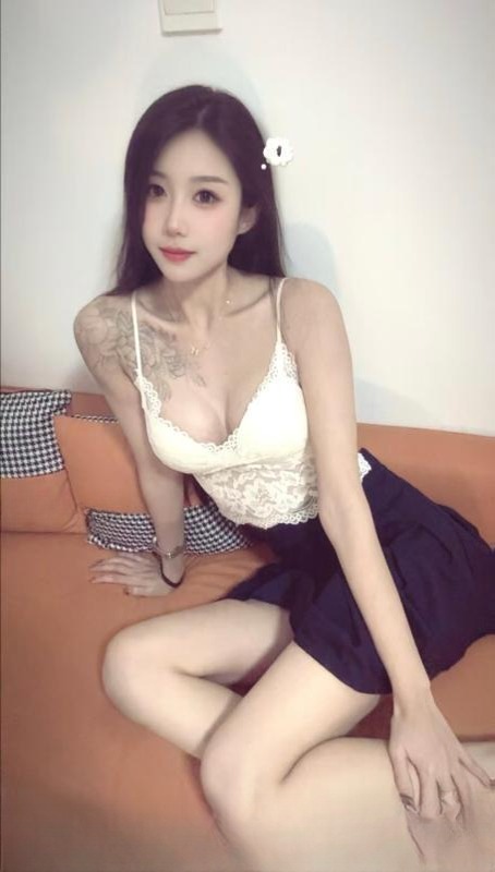 长腿黑丝俏佳人 图 3