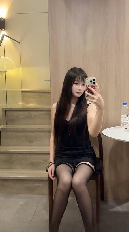大奶御姐玲玲来袭 图 3