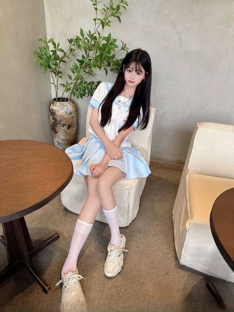 白虎粉逼小可爱