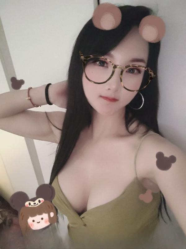 园区大奶柒柒 图 4