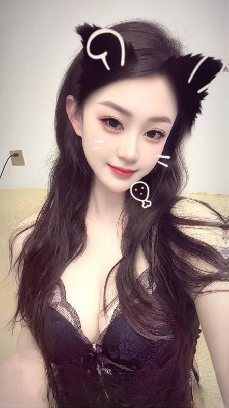 服务型嫩妹