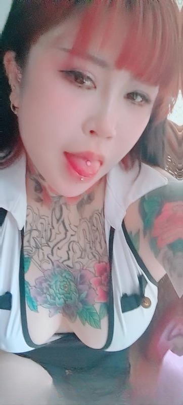 口活很好的大奶骚货 图 2