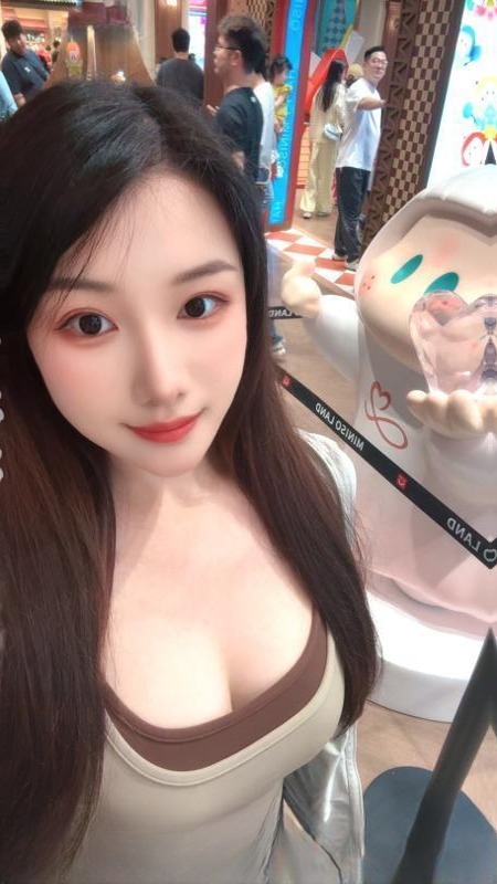 爱健身美女初晚