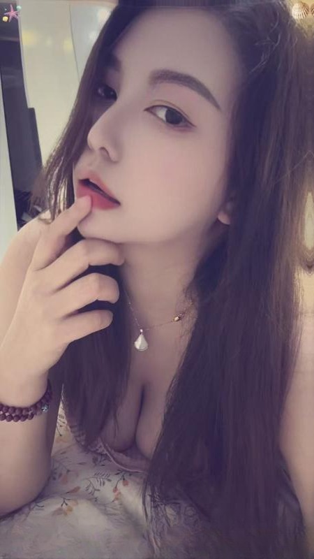小巧玲珑骚妇
