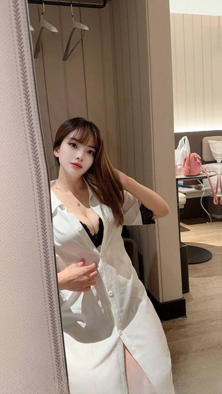 大奶人妻