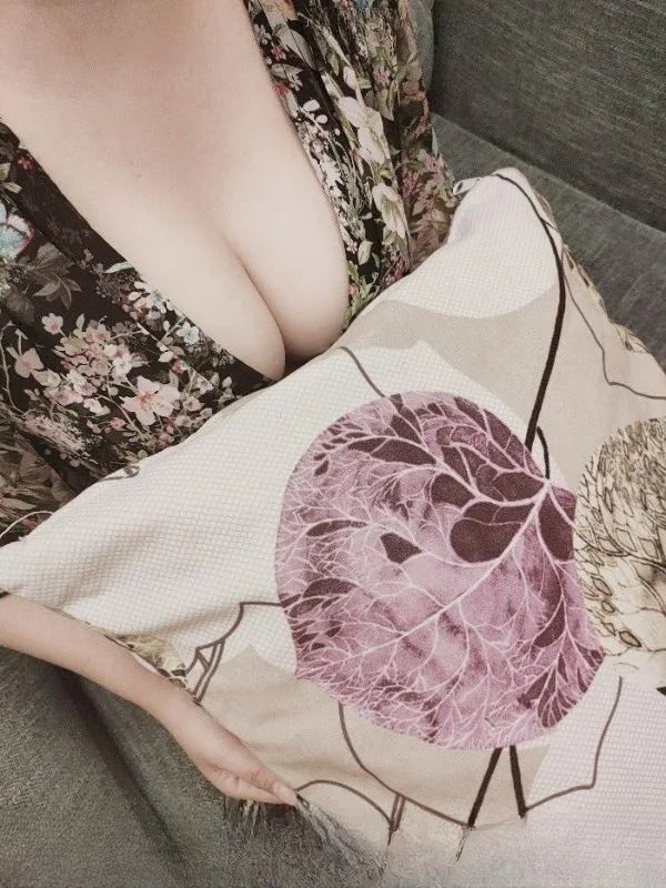 大兴区白嫩大波熟妇 图 4