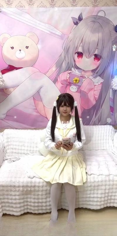 邻家女友制服多多妹子 图 2