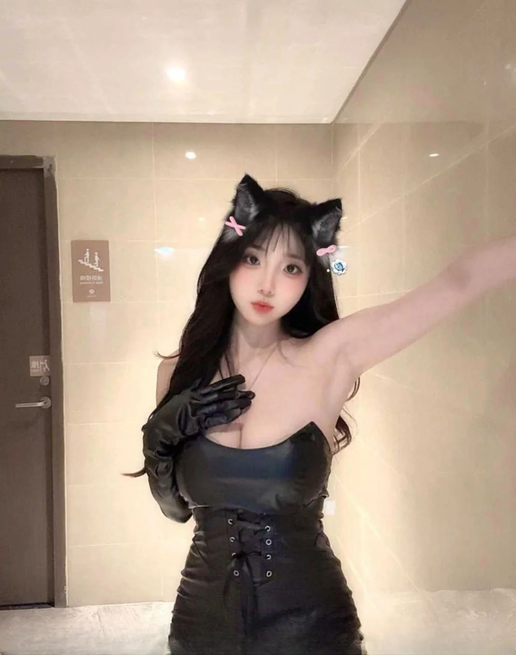 欲求不满学生妹