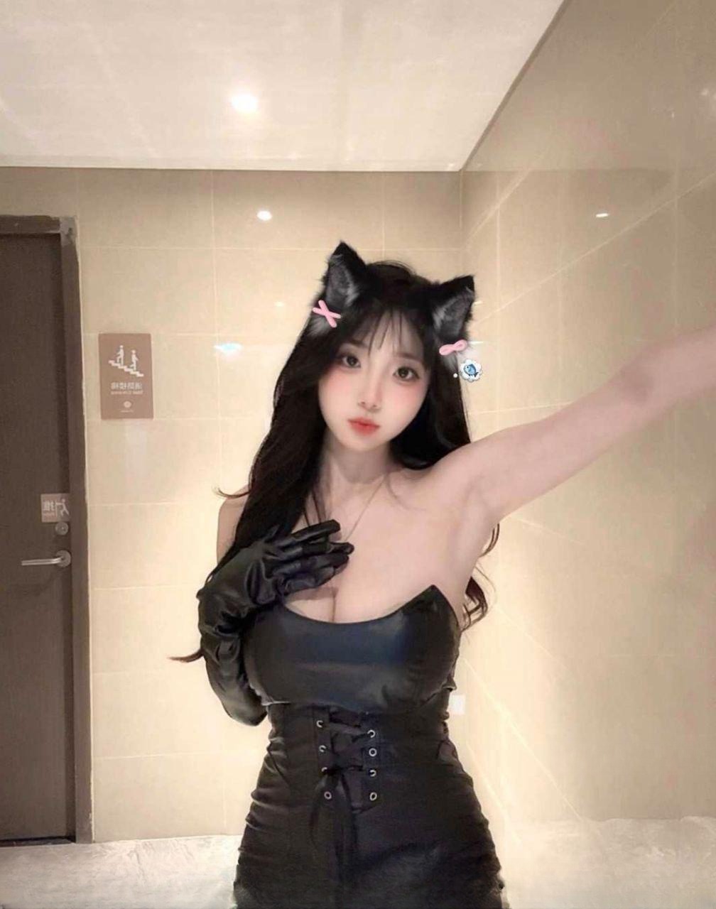 欲求不满学生妹