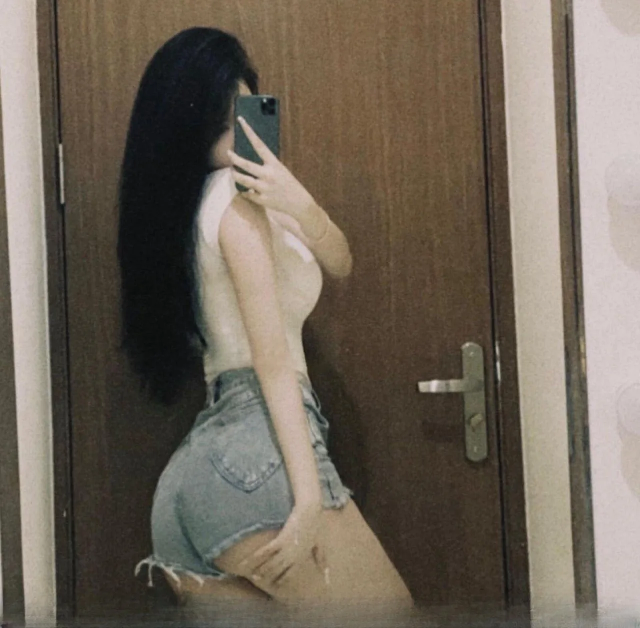 大奶后翘水多妹妹