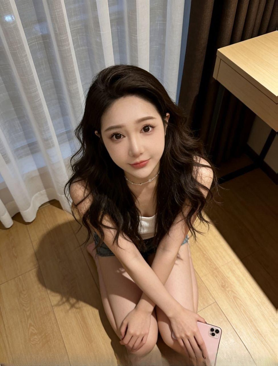 三通巨乳兼职小妹