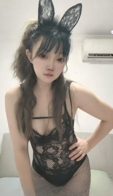 临平大胸制服诱惑 图 2