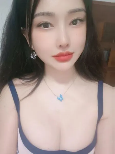 南昌大胸妹子
