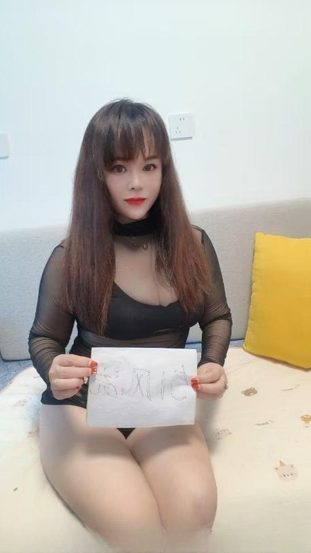 丰乳肥臀大奶熟女