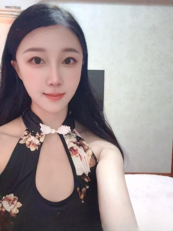 光谷旗袍小仙女