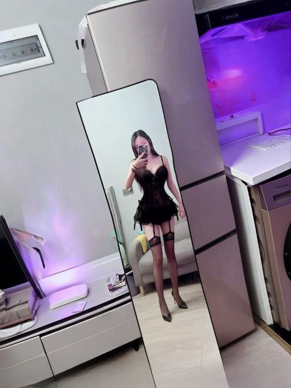 魅力少妇糖果 图 3