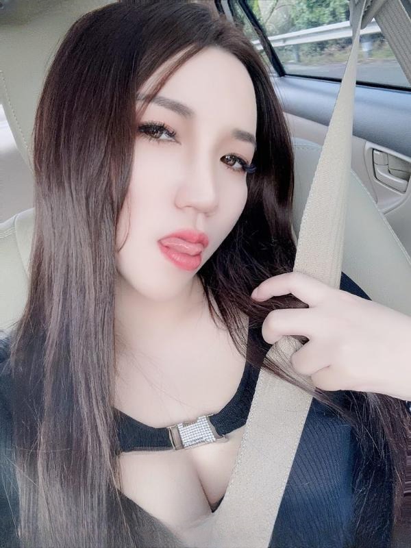长腿性感骚淇淇 图 2
