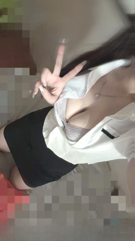 肤白颜值小可 图 4