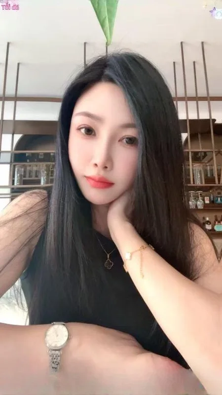 肤白貌美骚嫩妹