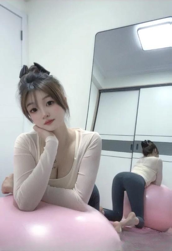 上城美臀妃妃 图 2